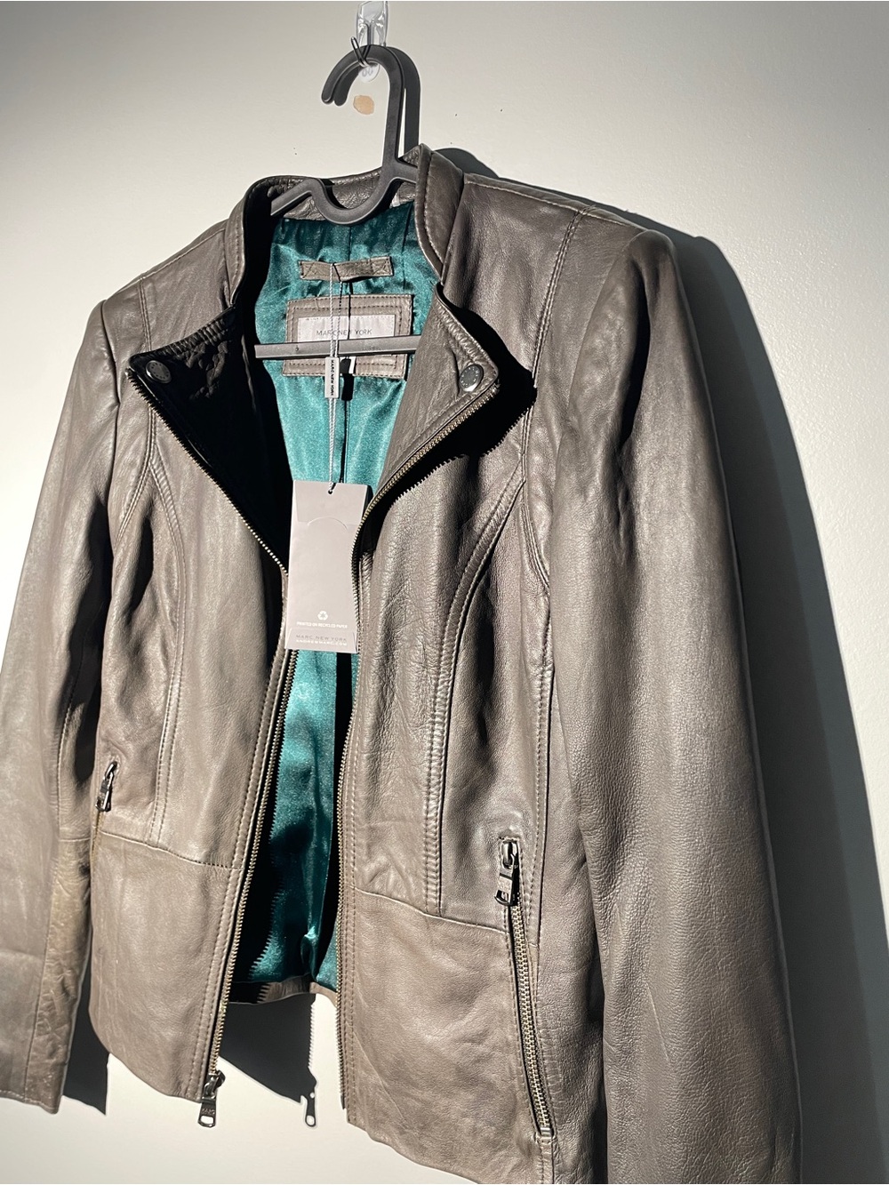NWT MARC NEW YORK Andrew Marc Taupe Grey Leather Moto Jacket Small